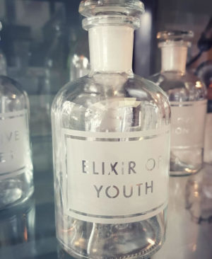 Apothecary bottle 'Elixir of Youth'